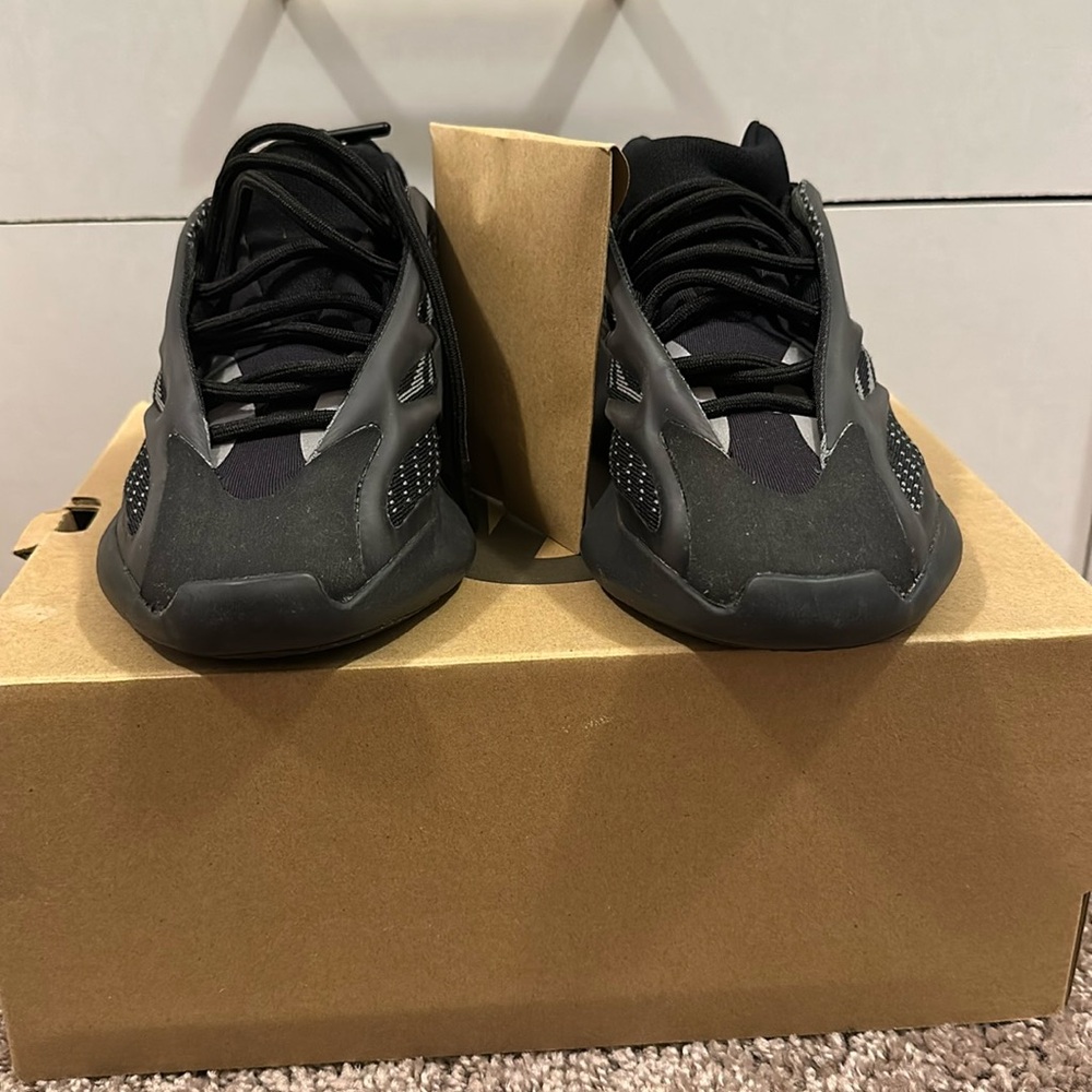 Yeezy 700